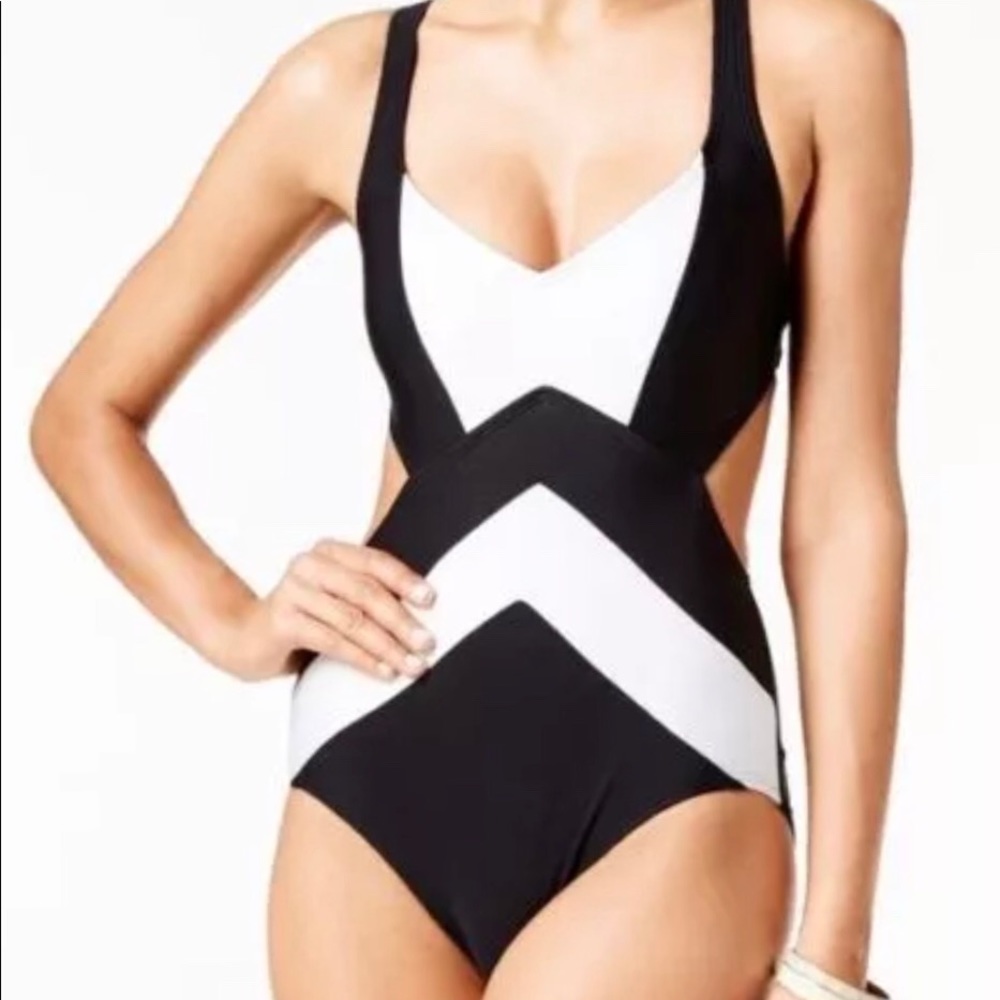 NWT Michael Kors Cruise 2018 Regatta cur swimsuit.